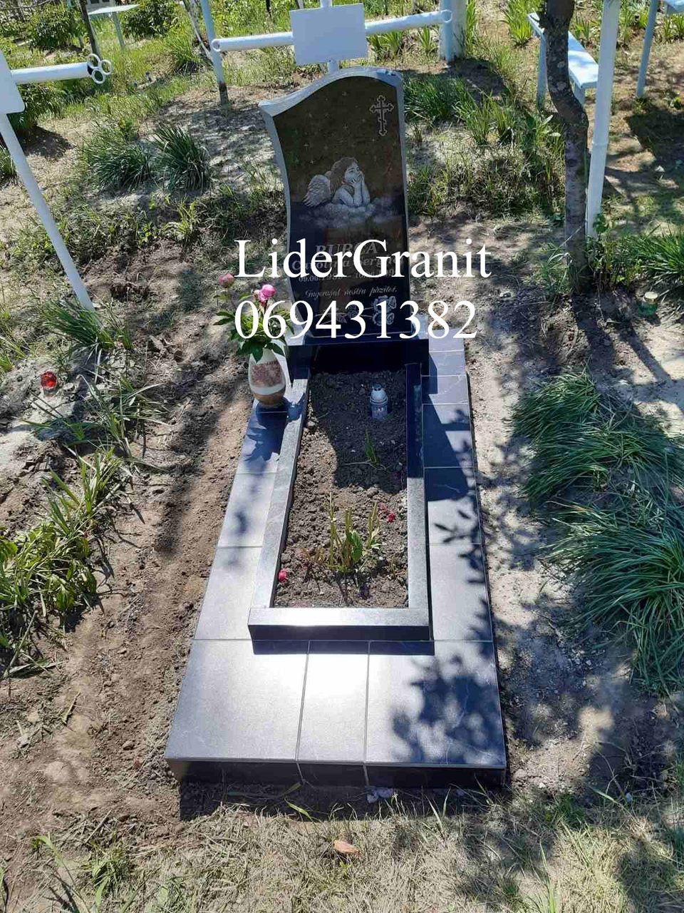 SRL LiderGranit propune monument din granit 4500 lei. foto 13