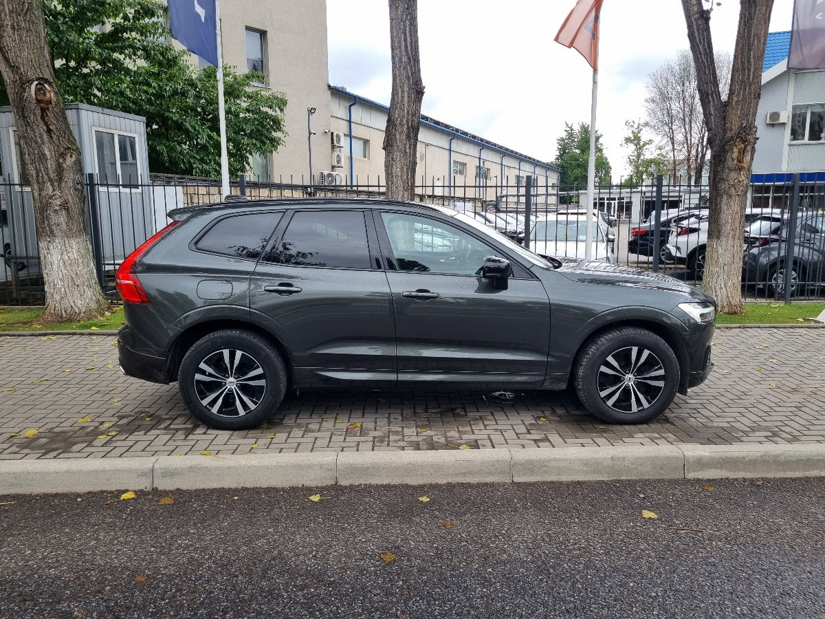Volvo XC60 2021 photo 3