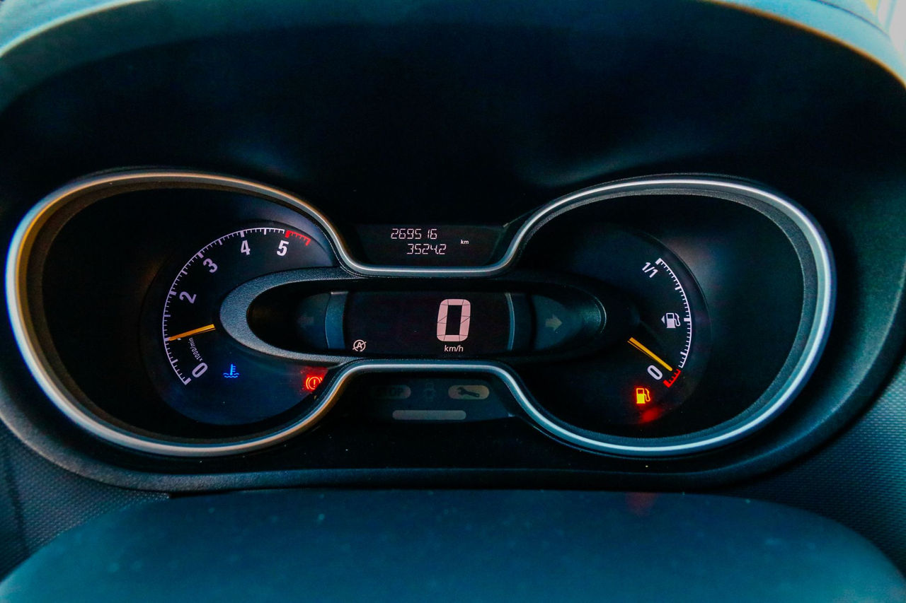 Opel Vivaro фото 10