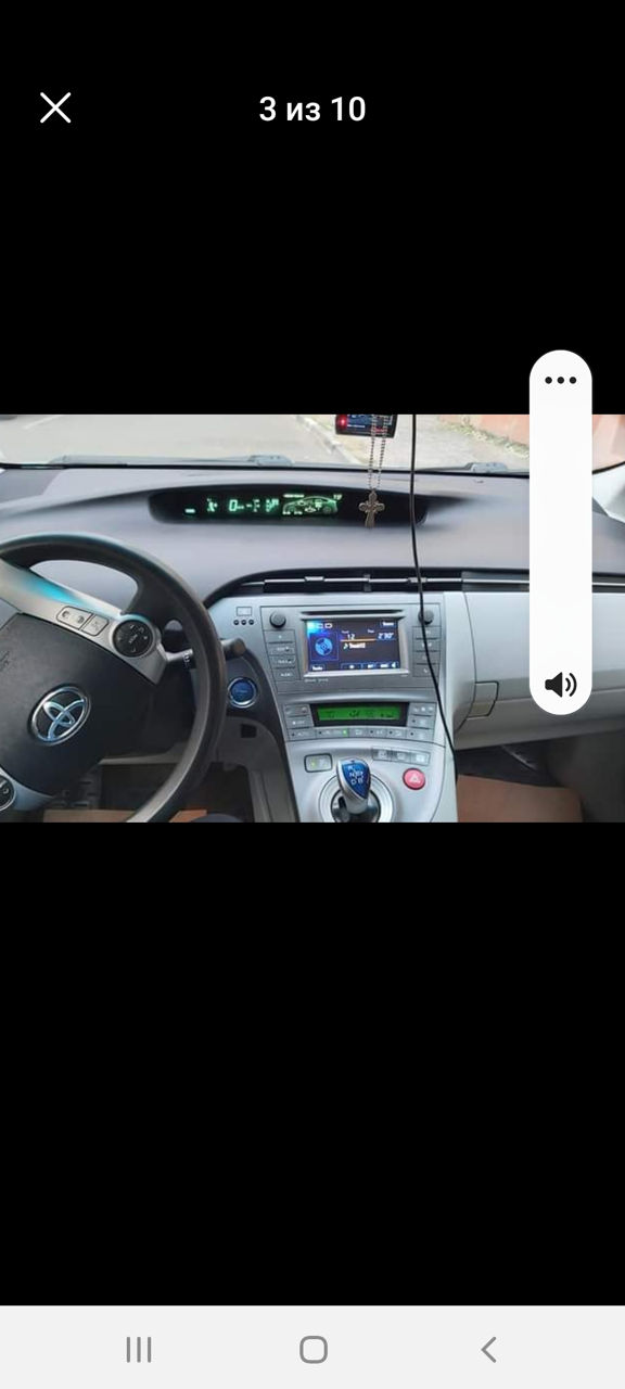 Toyota Prius фото 1