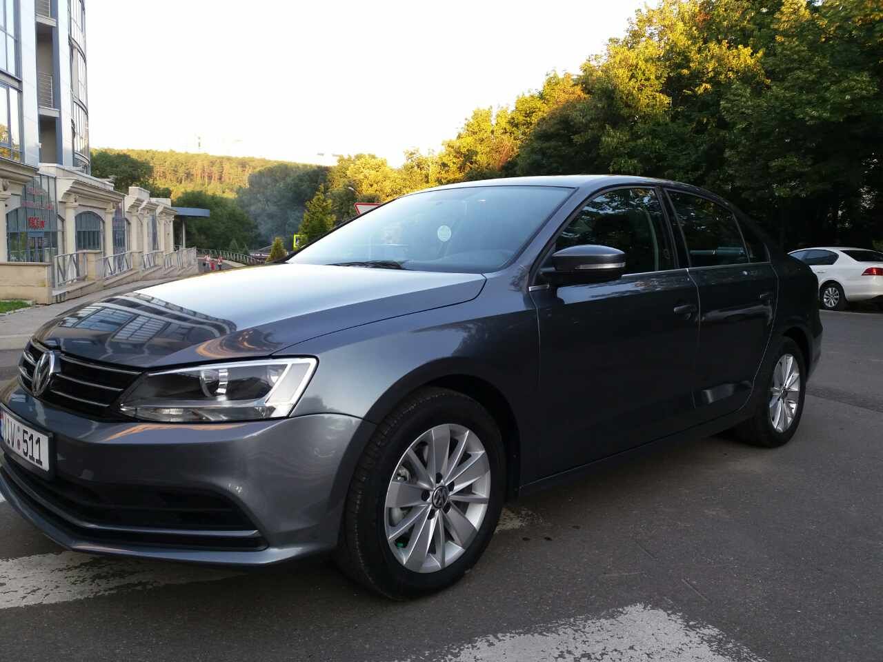 Прокат авто аренда chirie auto rent a car Audi,BMW, Volkswagen,Toyota, Lexus,Hyundai foto 4