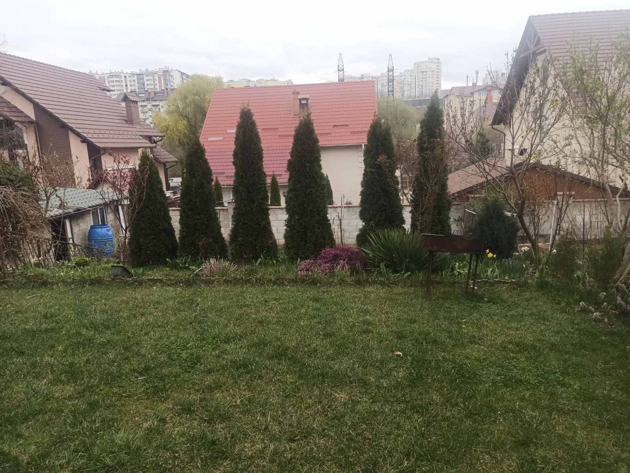 !!! Дом, плюс гараж (помещение 2 этажа по 50 м2),солнечная станция !!! фото 6