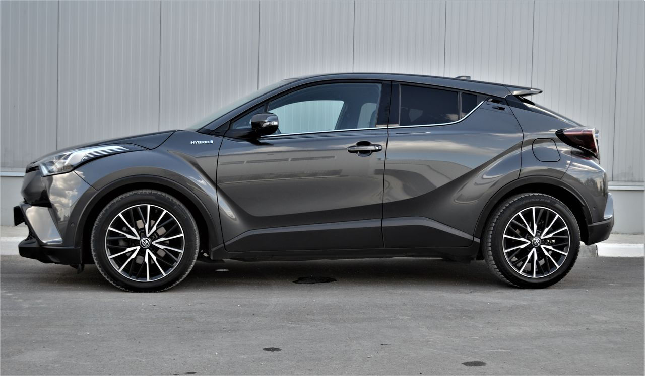 Toyota C-HR foto 2