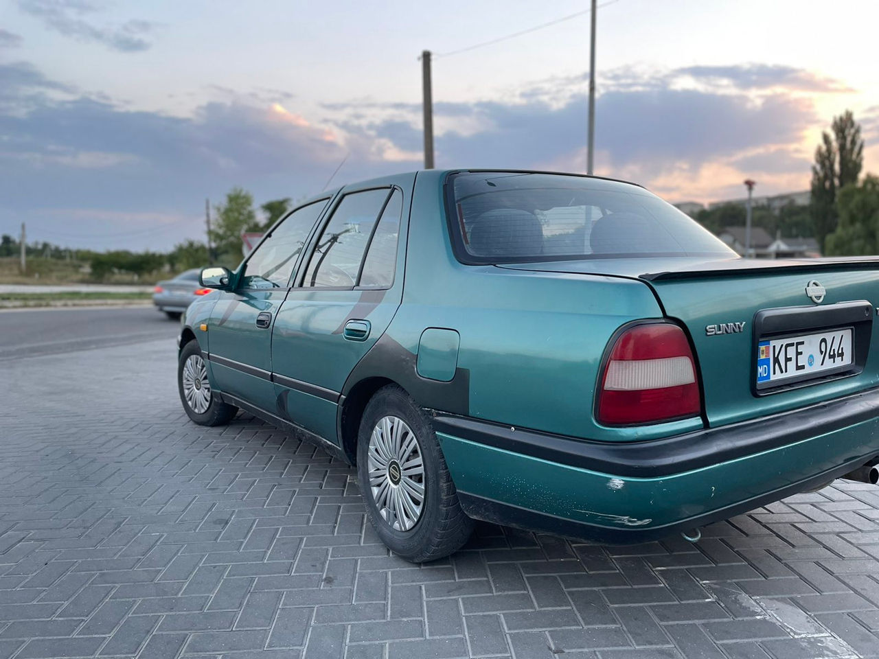 Nissan Sunny