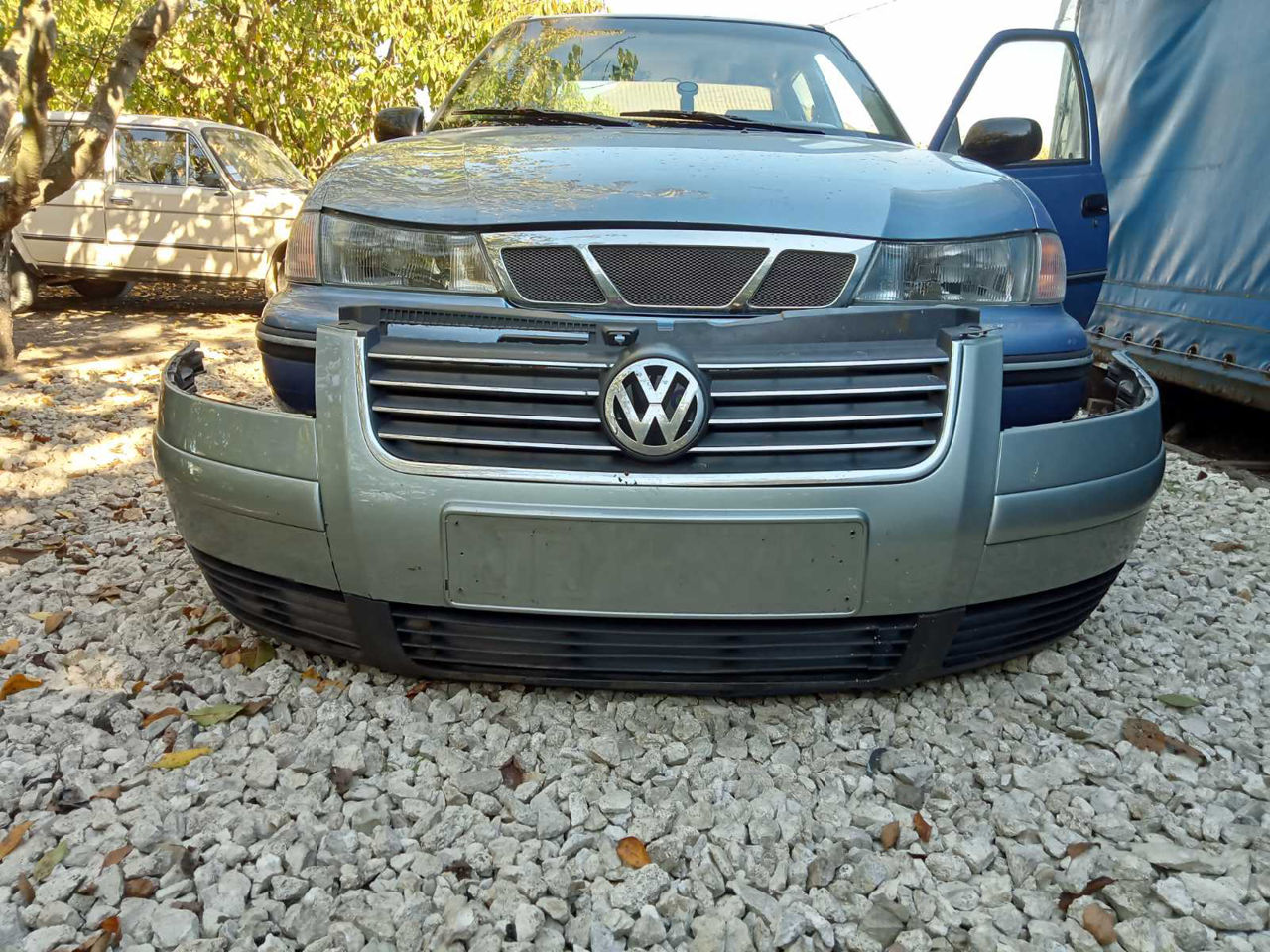 Передний бампер Passat B5+