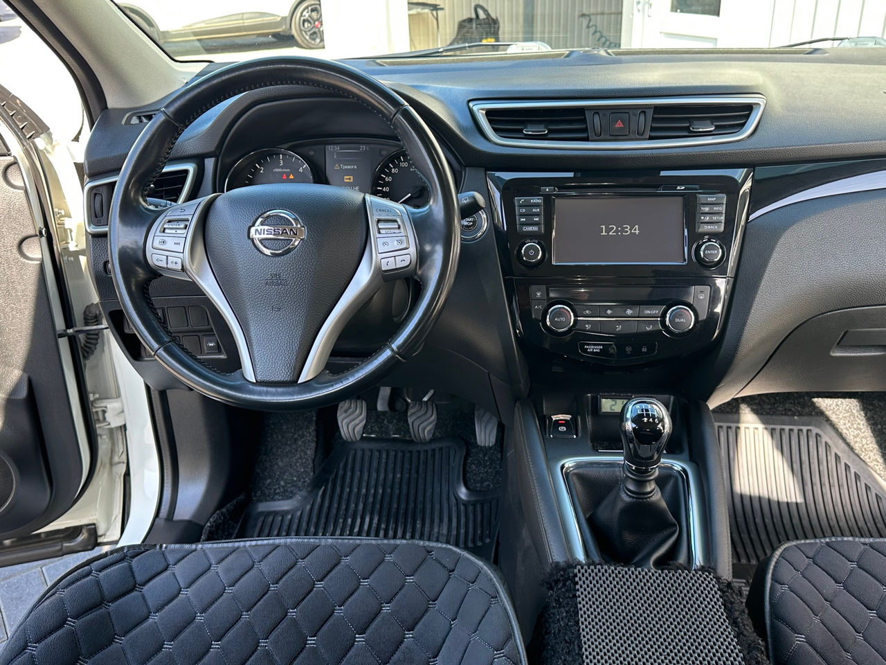 Nissan Qashqai foto 8