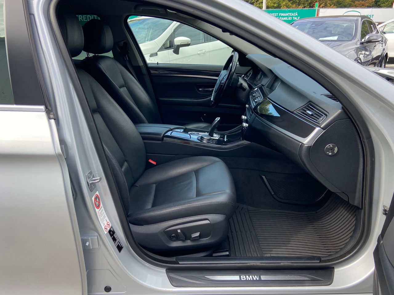 BMW 5 Series foto 17