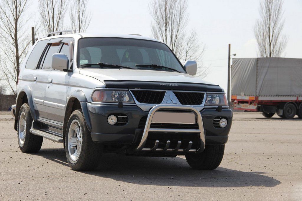 Mitsubishi Pajero Sport foto 2