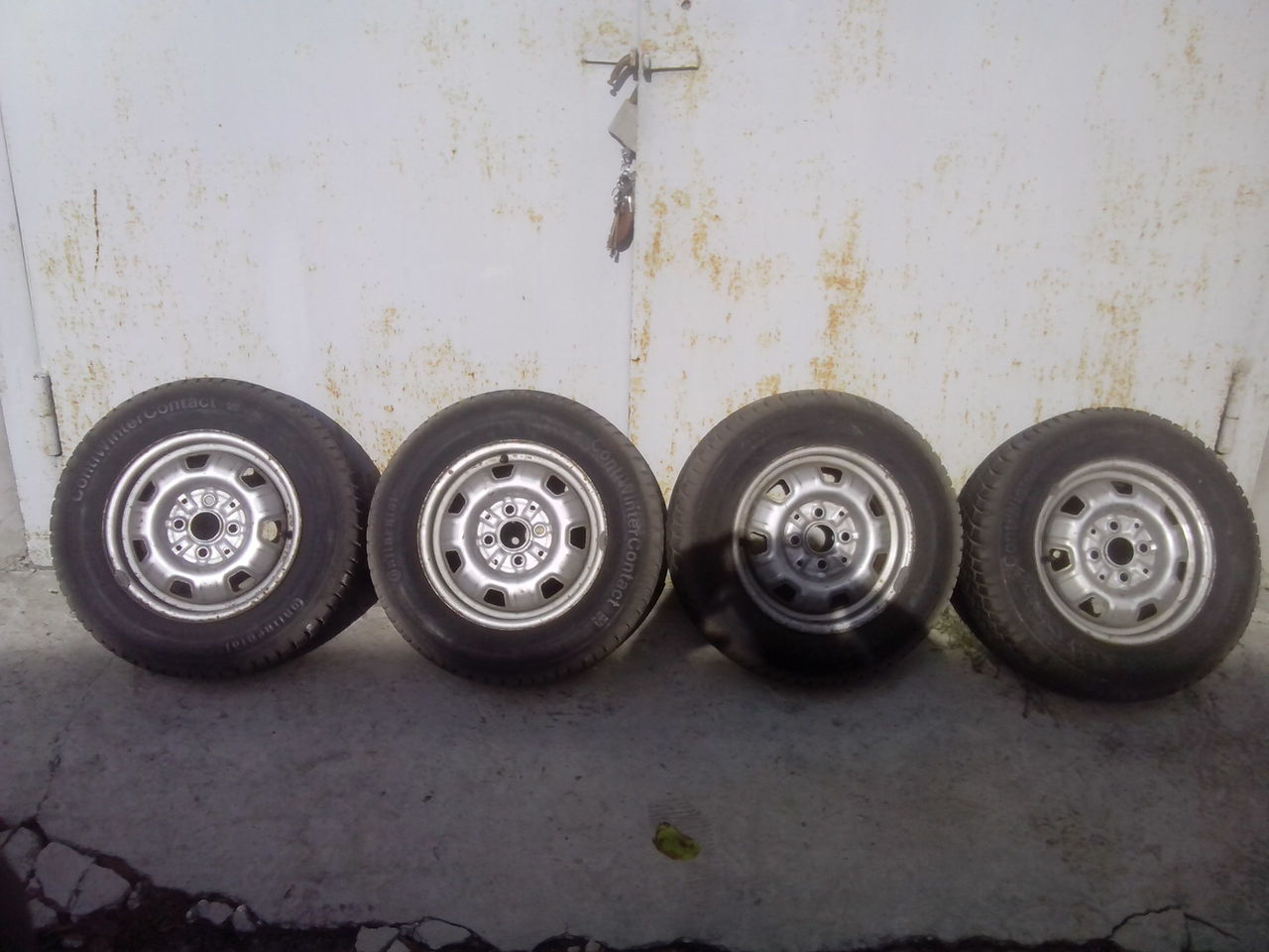 Диски R13 c резиной Continental 175/70