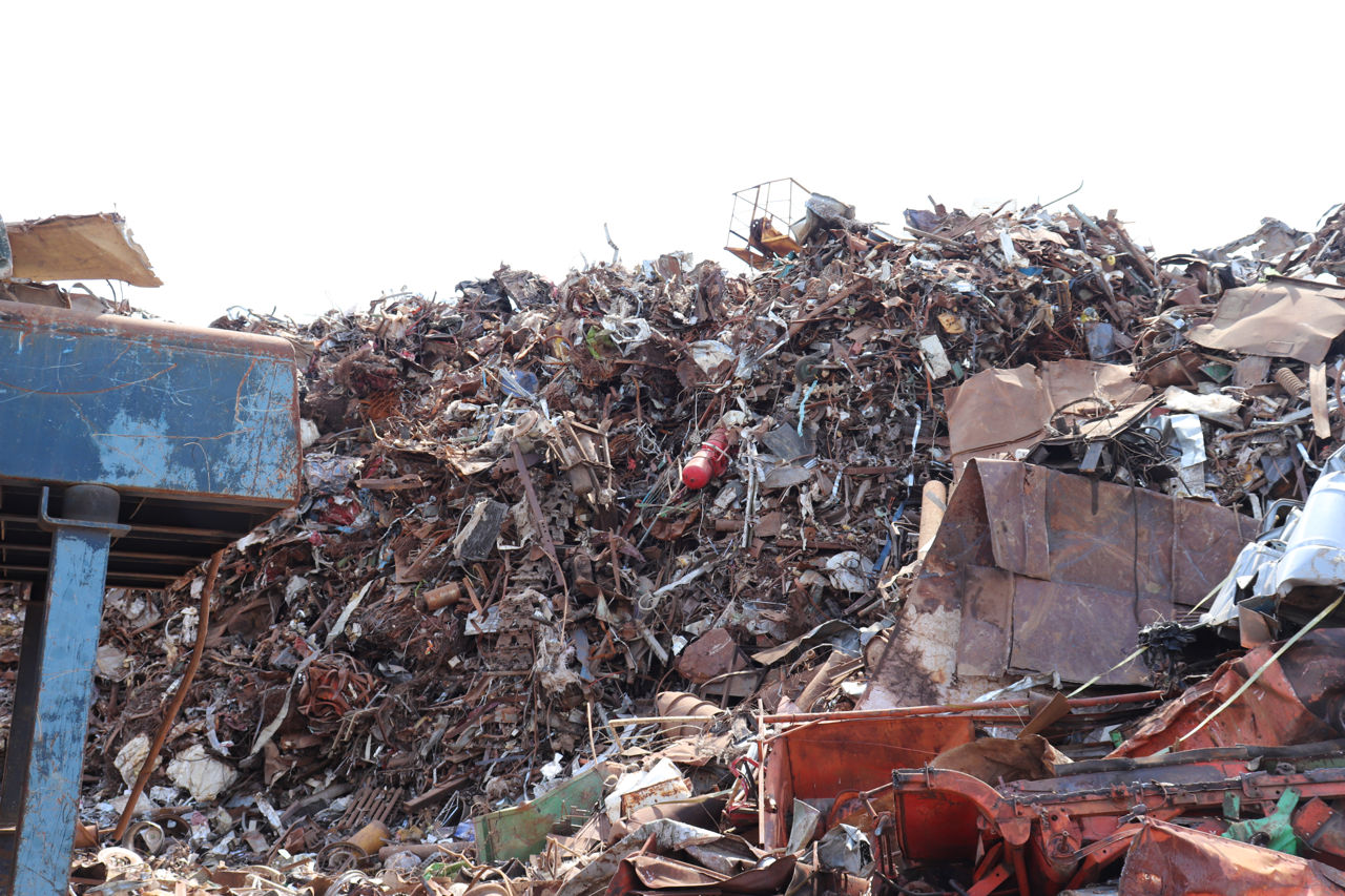 Cumpărăm deșeuri de metale feroase și neferoase, plastic, sticlă și carton la prețuri avantajoase. foto 0