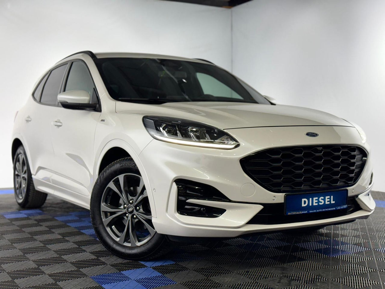 Ford Kuga foto 0
