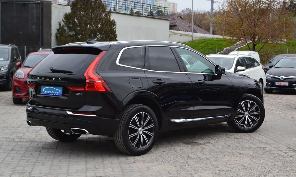 Volvo XC60 foto 1