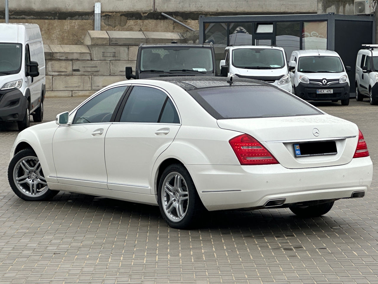 Mercedes S-Class foto 2