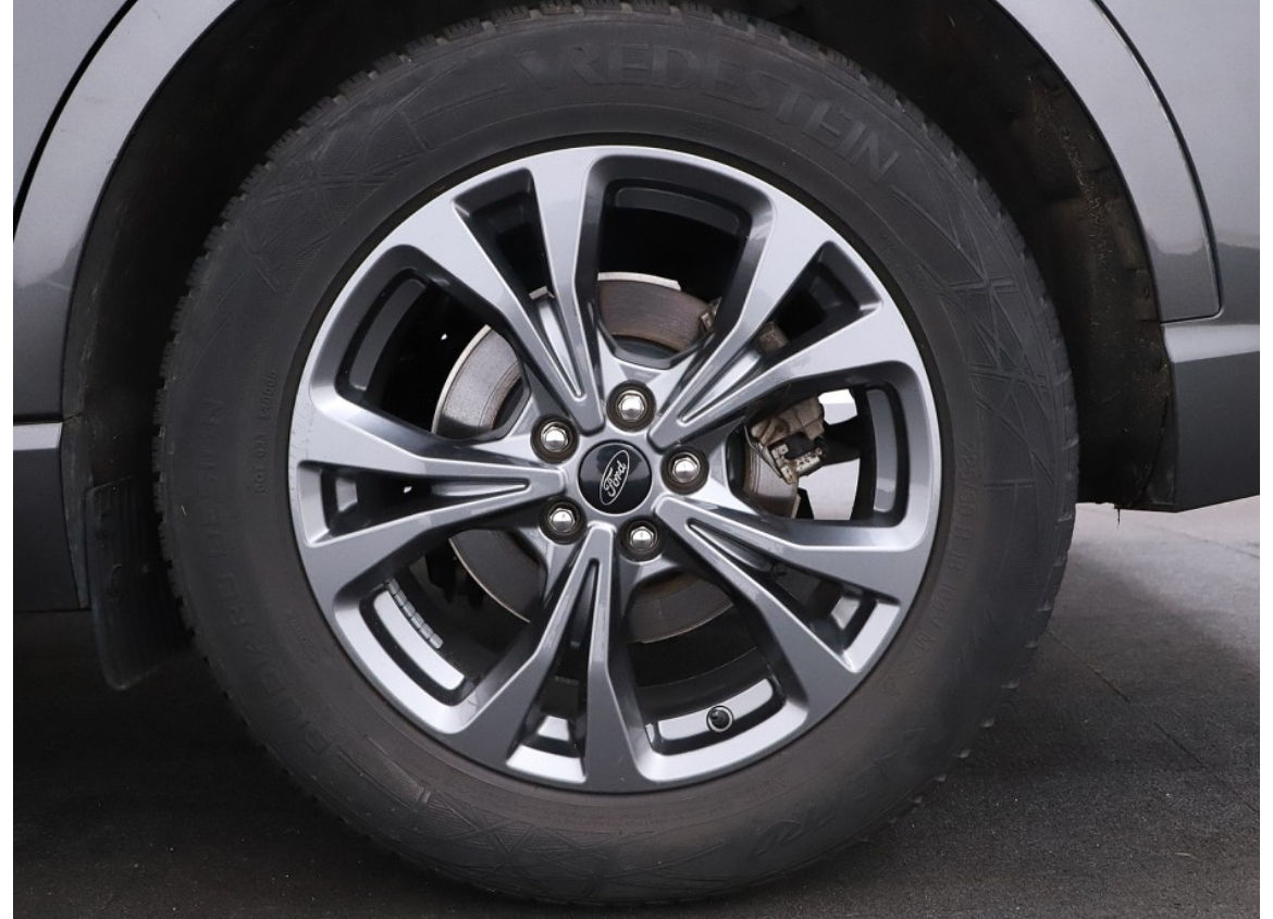 Ford Kuga foto 12