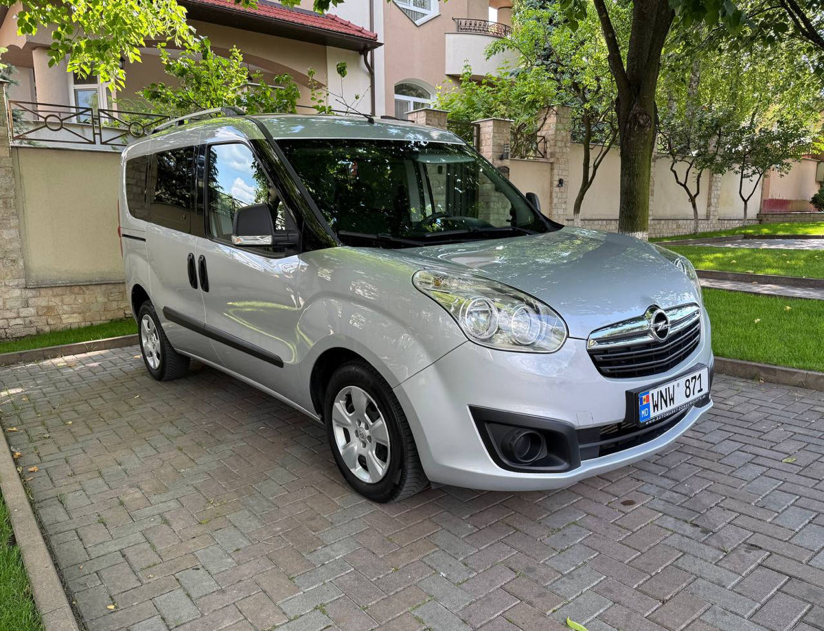 Opel Combo фото 1