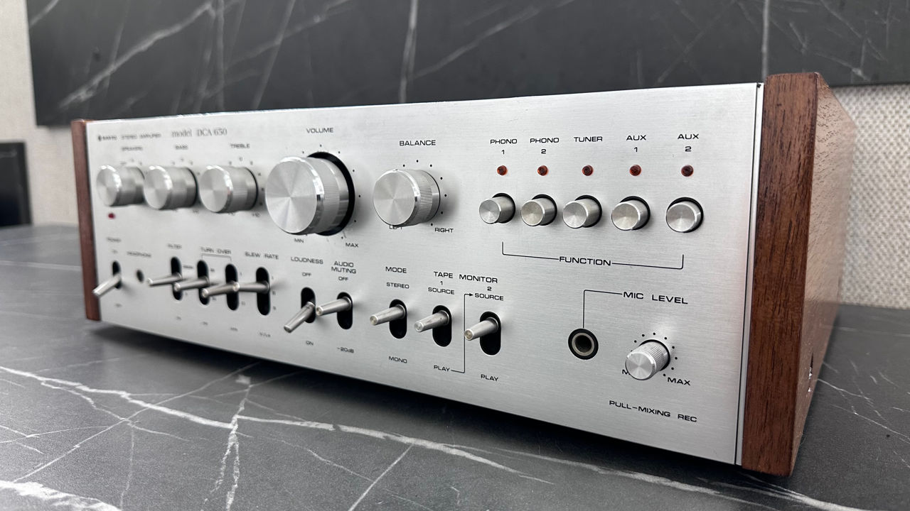 Integrated amplifier Sanyo DCA-650 HIfi 2*45W Starea ideală!  foto 0
