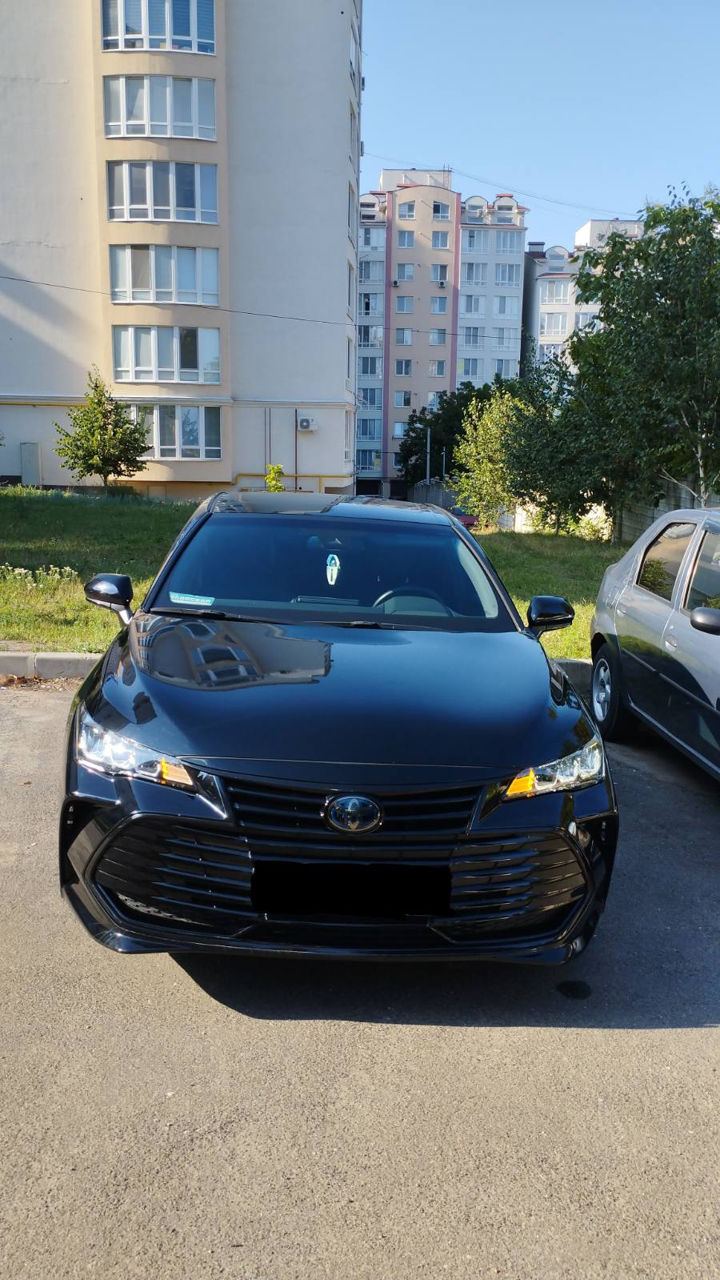 Toyota Avalon фото 0