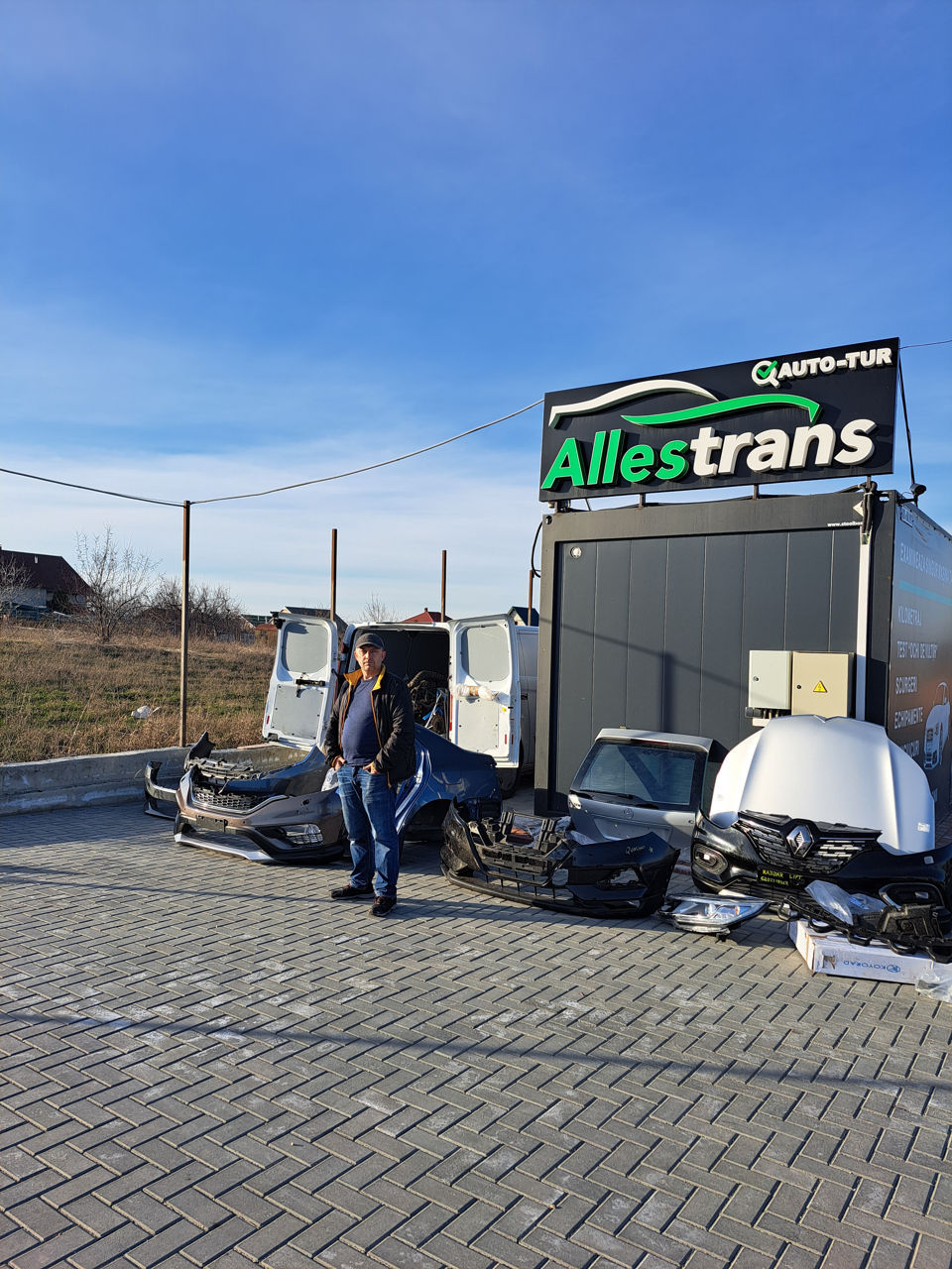 Dezmembrez Renault Scenic foto 5