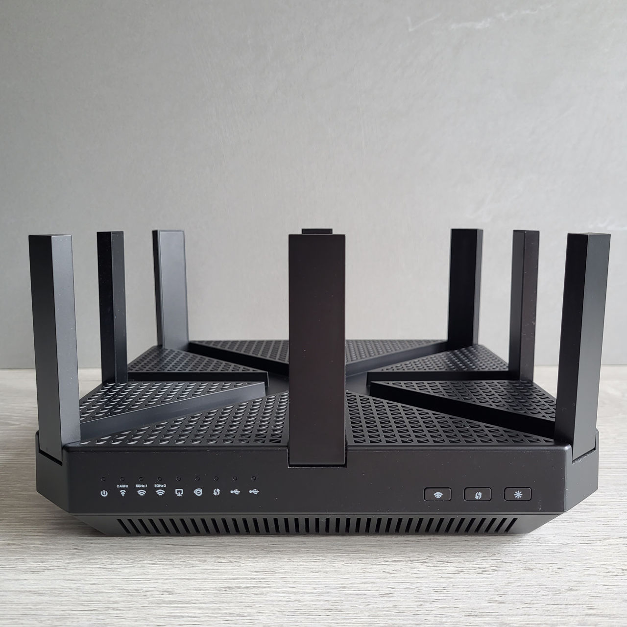 WiFi TP-Link Archer C5400 Tri-Band Gigabit Router 2.4Ghz 2x 5Ghz