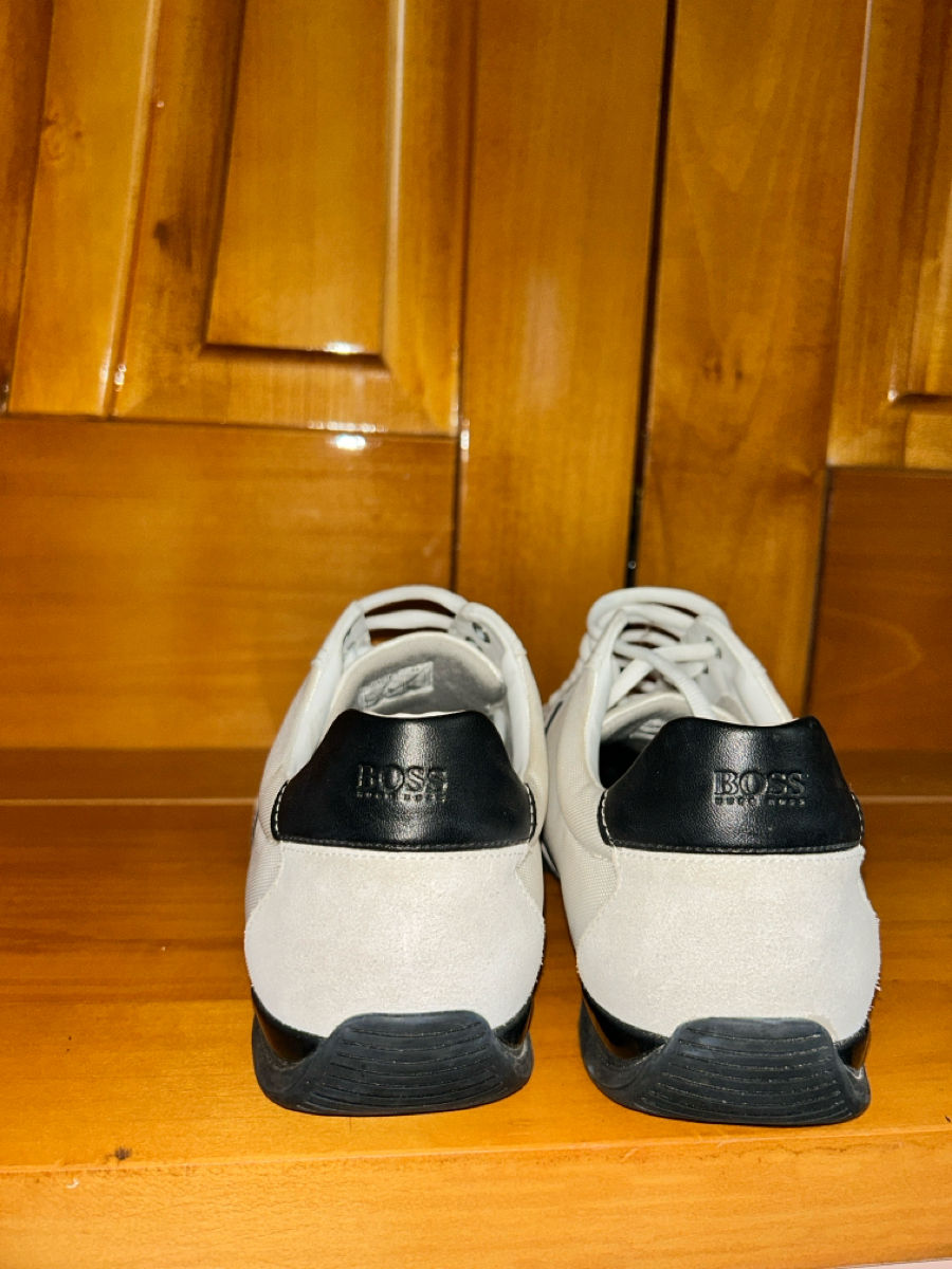 Pantofi sport Boss Hugo Boss - Eleganță și stil urban într-un singur pas! Prețul negociabil foto 4