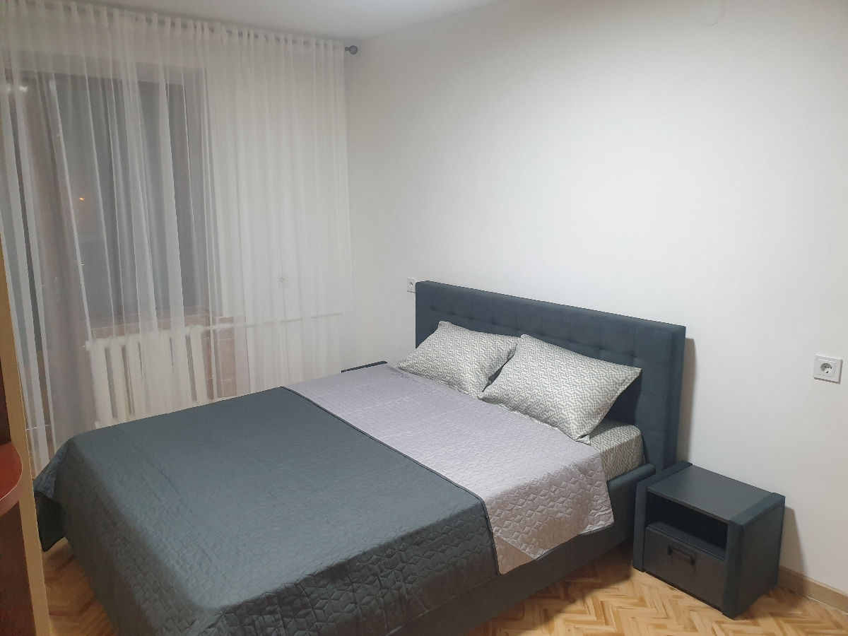 Apartament cu 2 camere, 57 m², Botanica, Chișinău foto 0