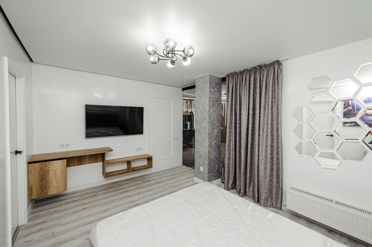 Apartament cu 2 camere, 80 m², Centru, Chișinău foto 4