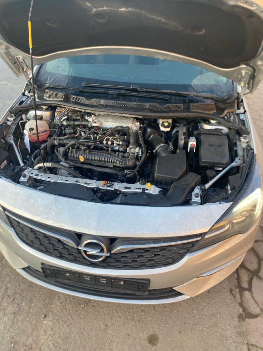 Opel Astra K 3 cilindri 1.5 diesel  foto 5