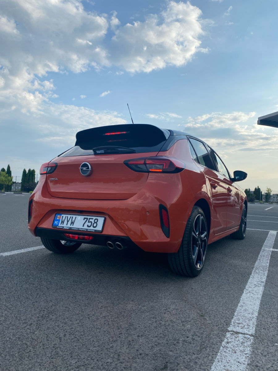 Opel Corsa фото 1