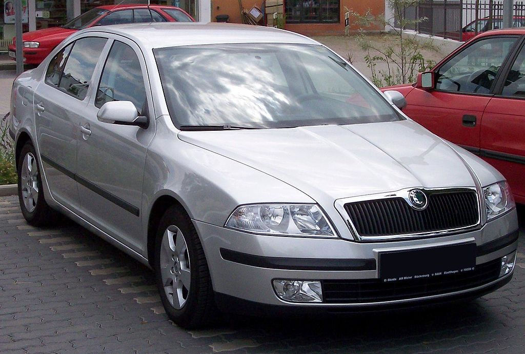 Piese Auto Skoda Octavia II, radiator, capota, bamper, faruri, aripa, caroserie, suspensie фото 0