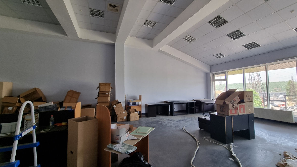 Vânzare sp.comercial 3750 m2+ 18 ari privat.str.Bucuriei!!! foto 8
