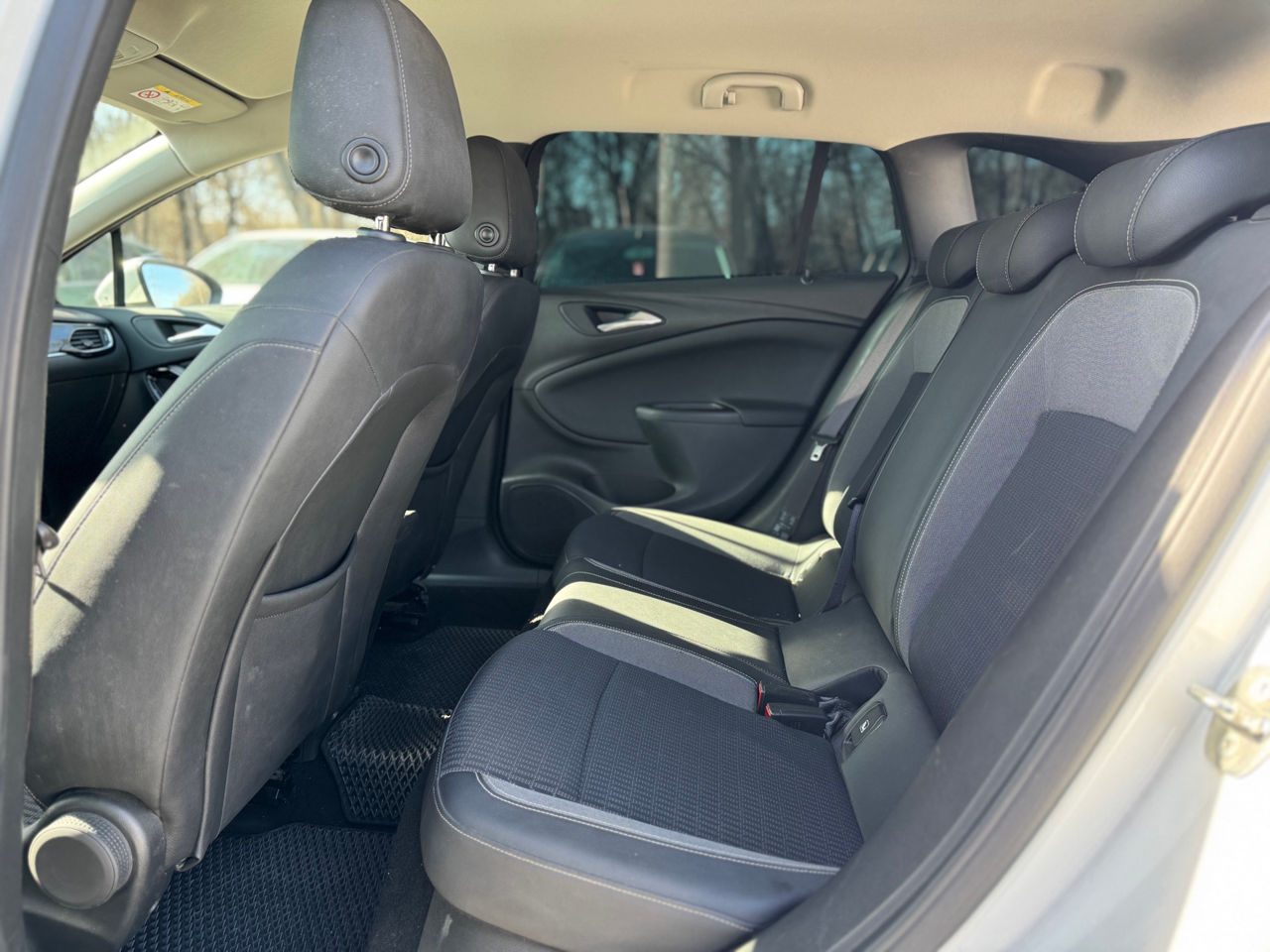 Opel Astra foto 15