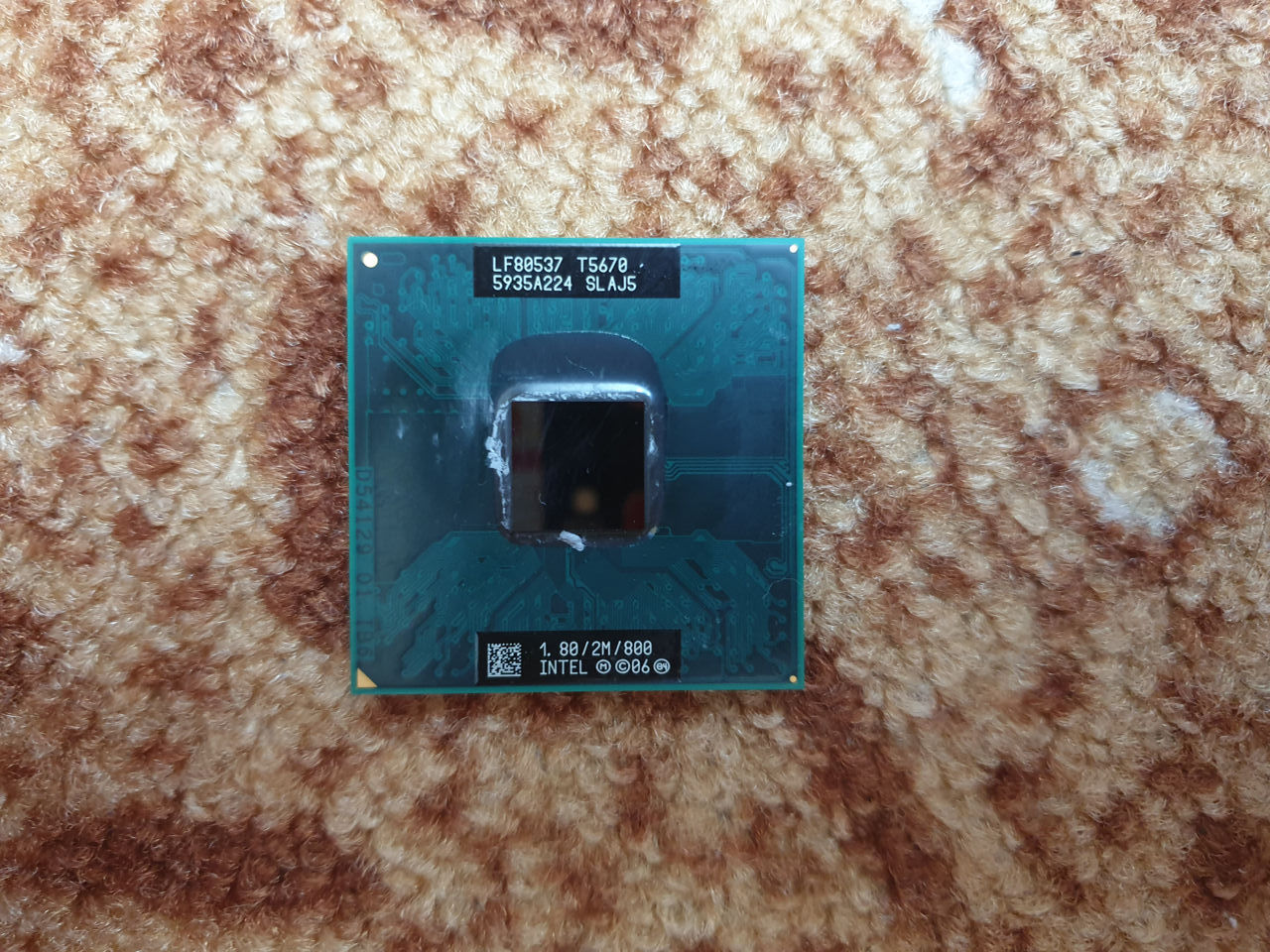 Intel Core2 Duo Processor T56702M Cache, 1.80 GHz, 800 MHz FSB