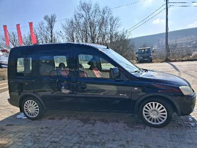 OpelCombo