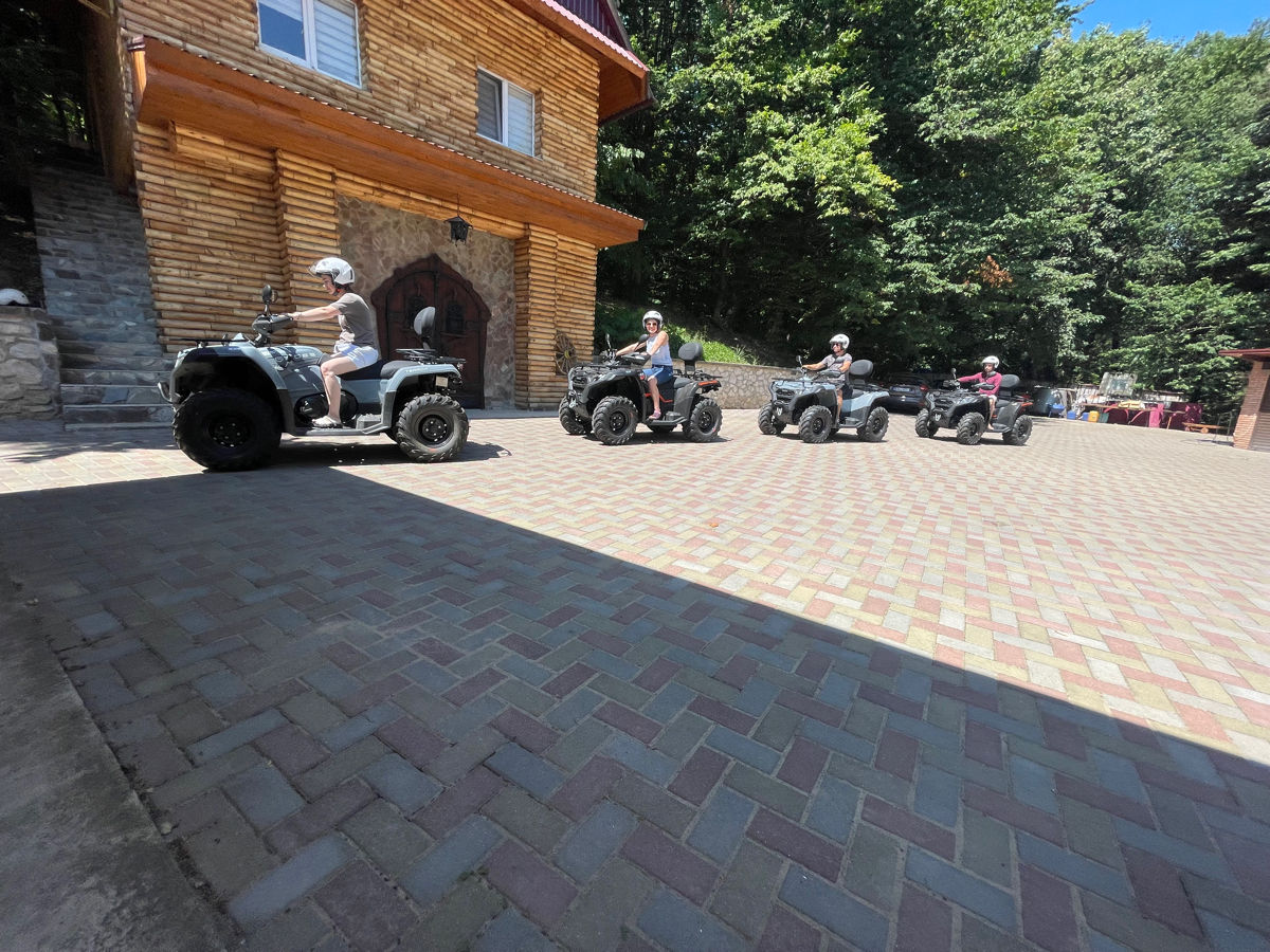 Chirie ATV foto 3