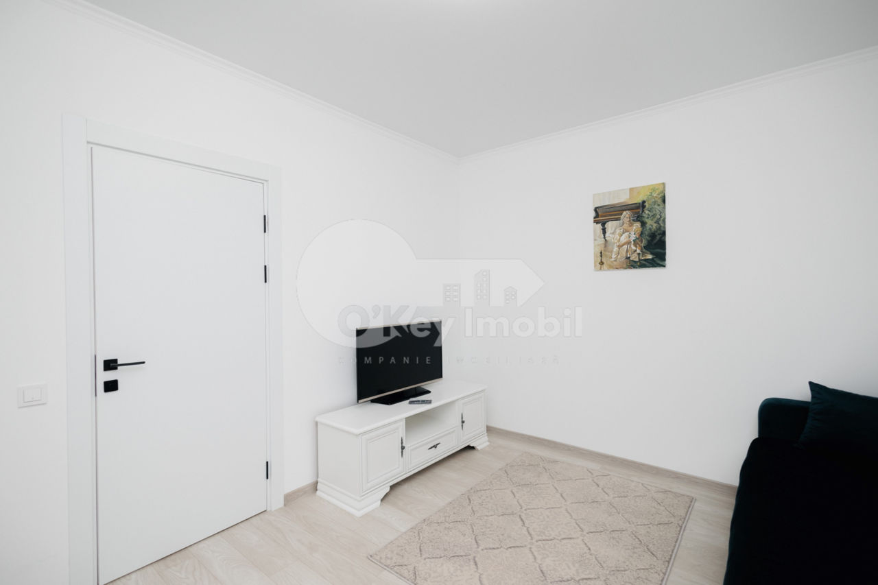 Apartament cu 2 camere, 55 m², Buiucani, Chișinău foto 2