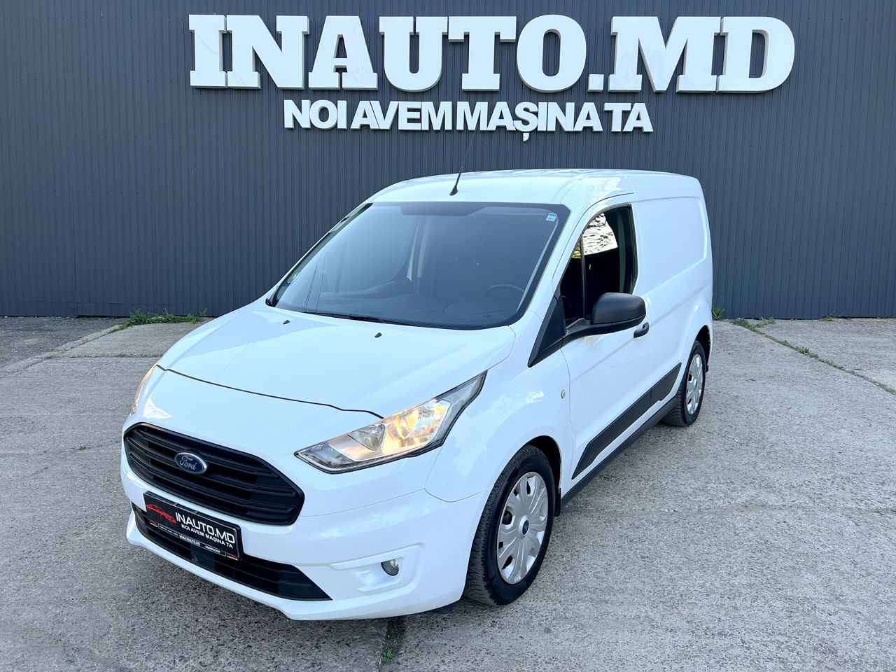 Ford Transit Connect 2018 — 1