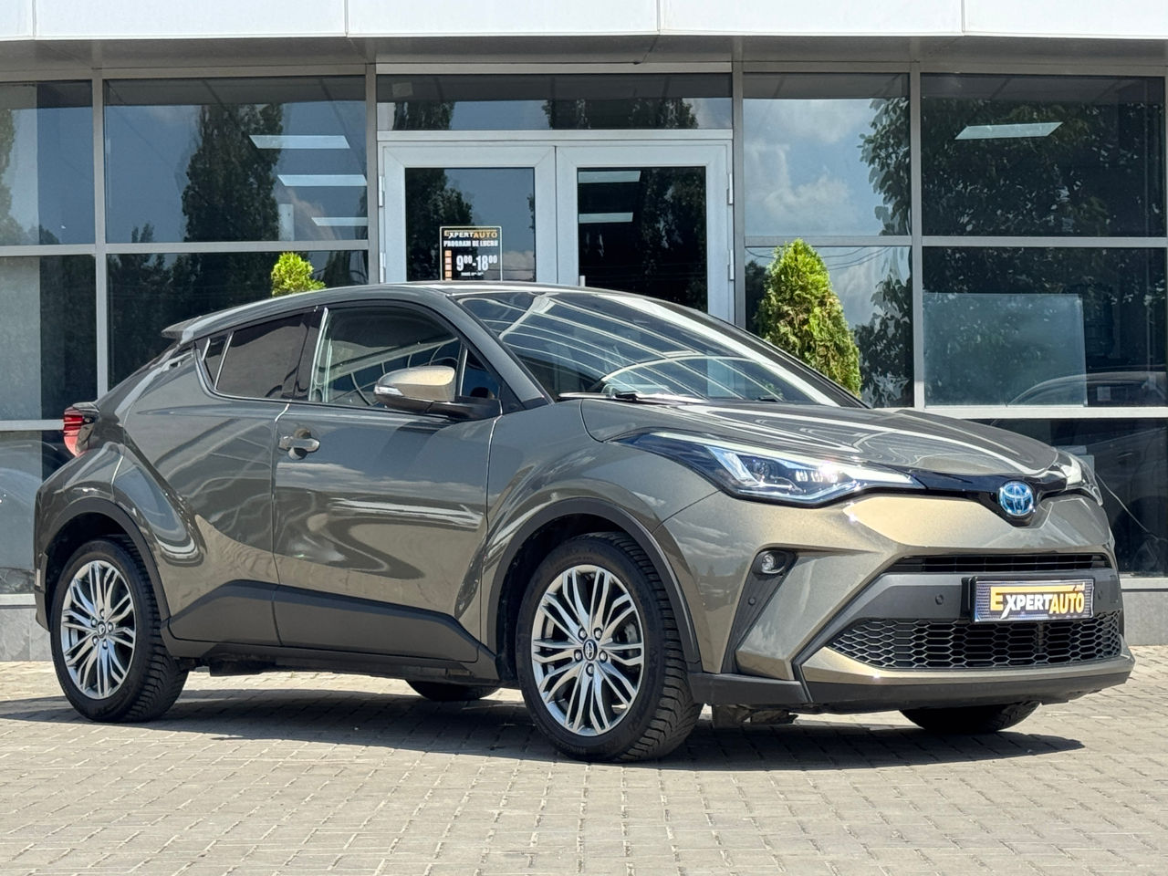 Toyota C-HR — фото 3