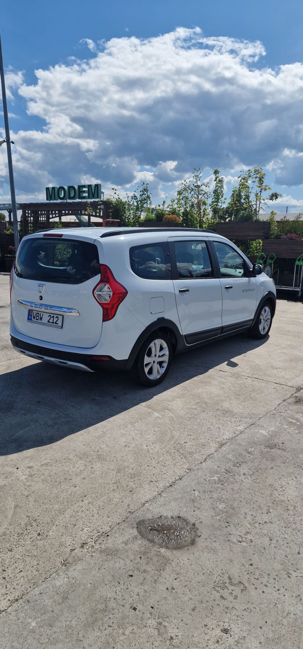 Chirie auto Chisinau/ Botanica/ Аренда авто / 7 locuri auto foto 3