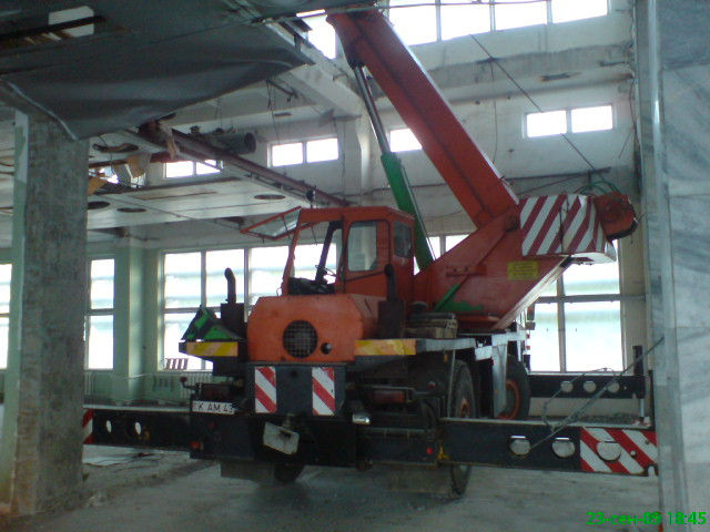 Iveco Faun RTF 30 macara automacara  foto 1