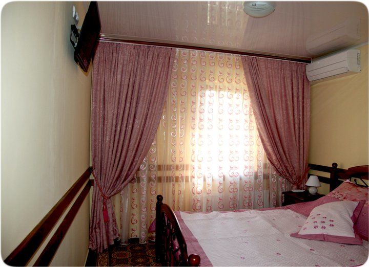 Hai la Vadul lui Vodă! Avem bazin, terasă, hotel și frigărui gustoși foto 4