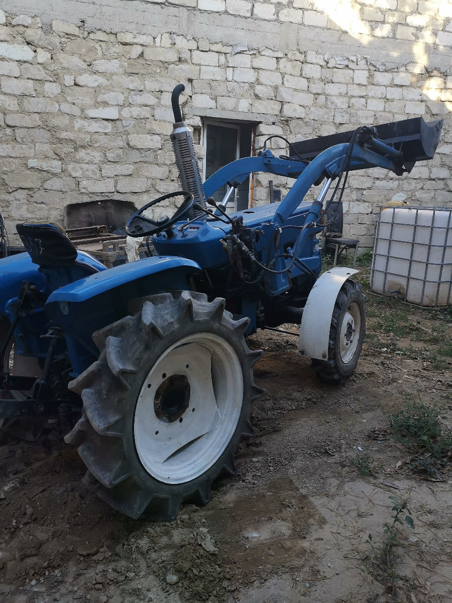 Mini tractor foto 2