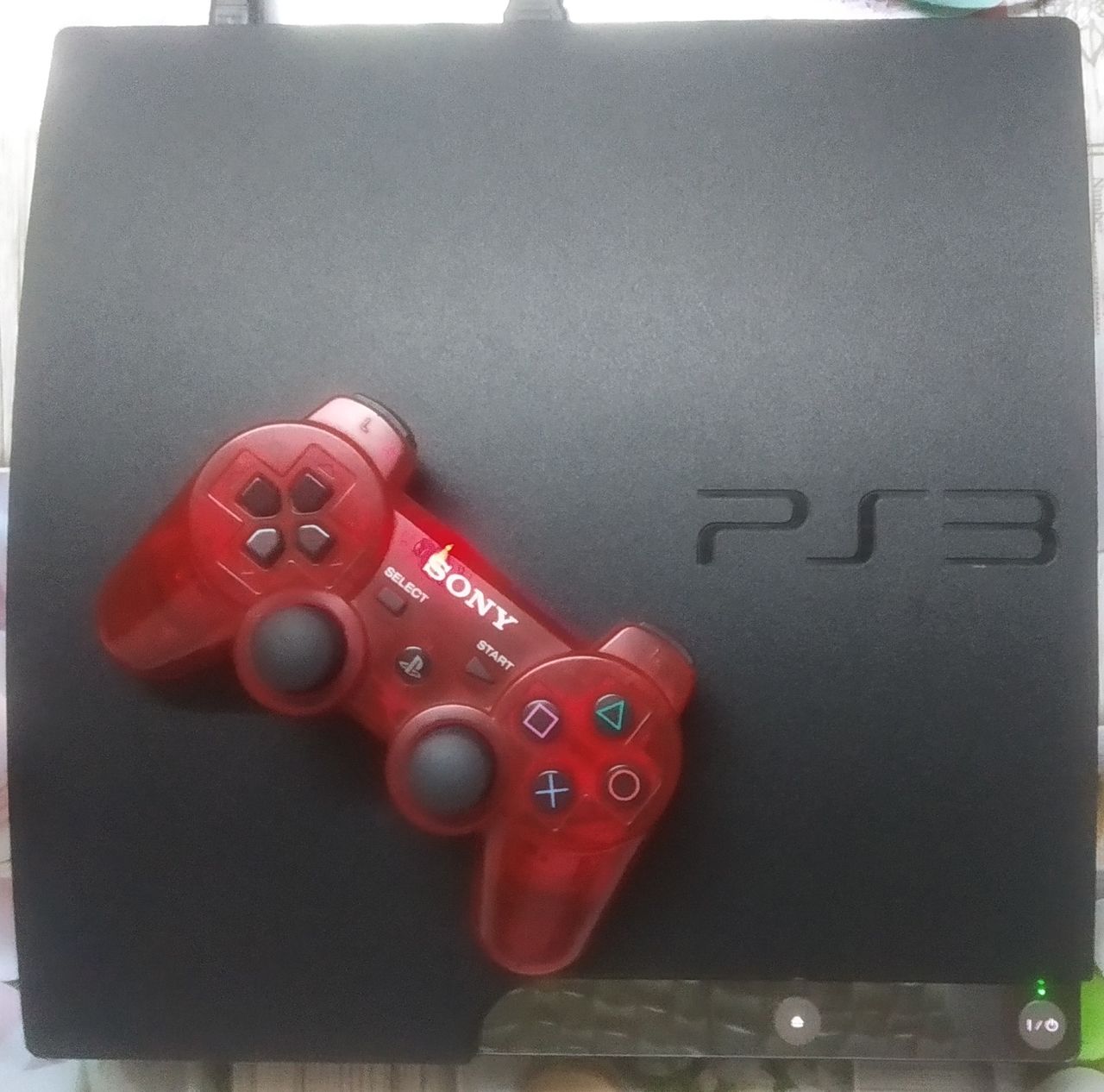 Продам Playstation 3 Slim 120 гб + прошивка HEN + 16 игр