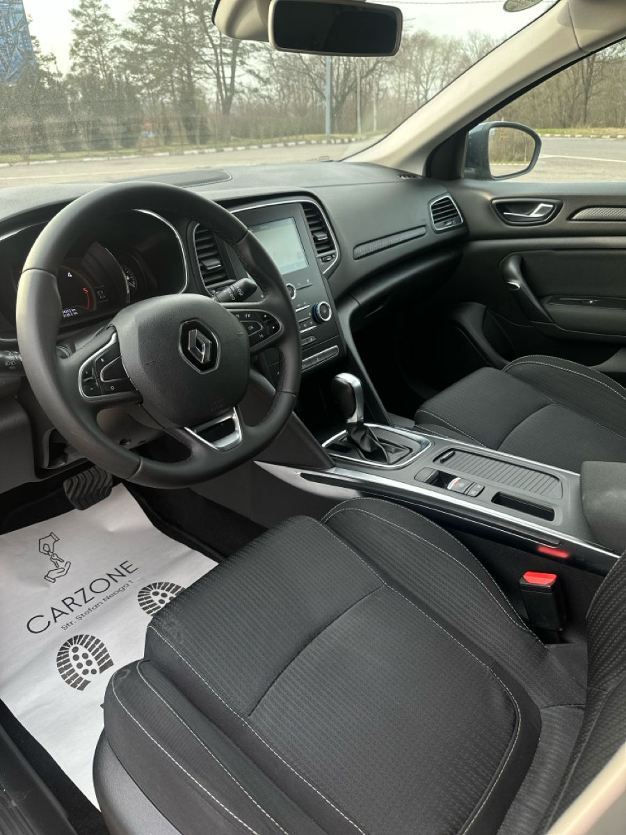 Renault Megane фото 5