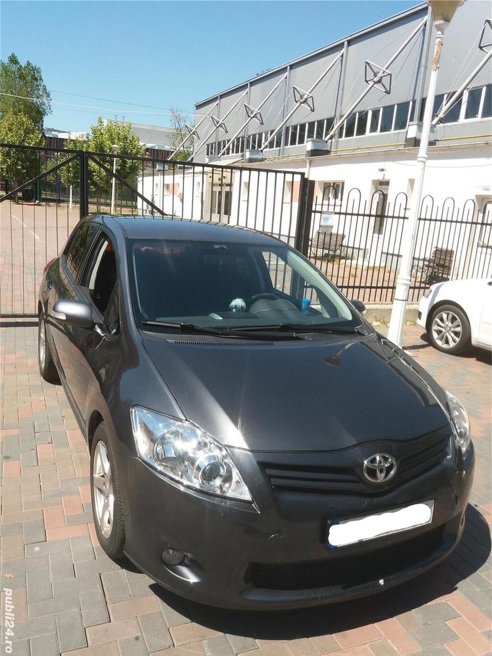 Toyota Auris foto 0