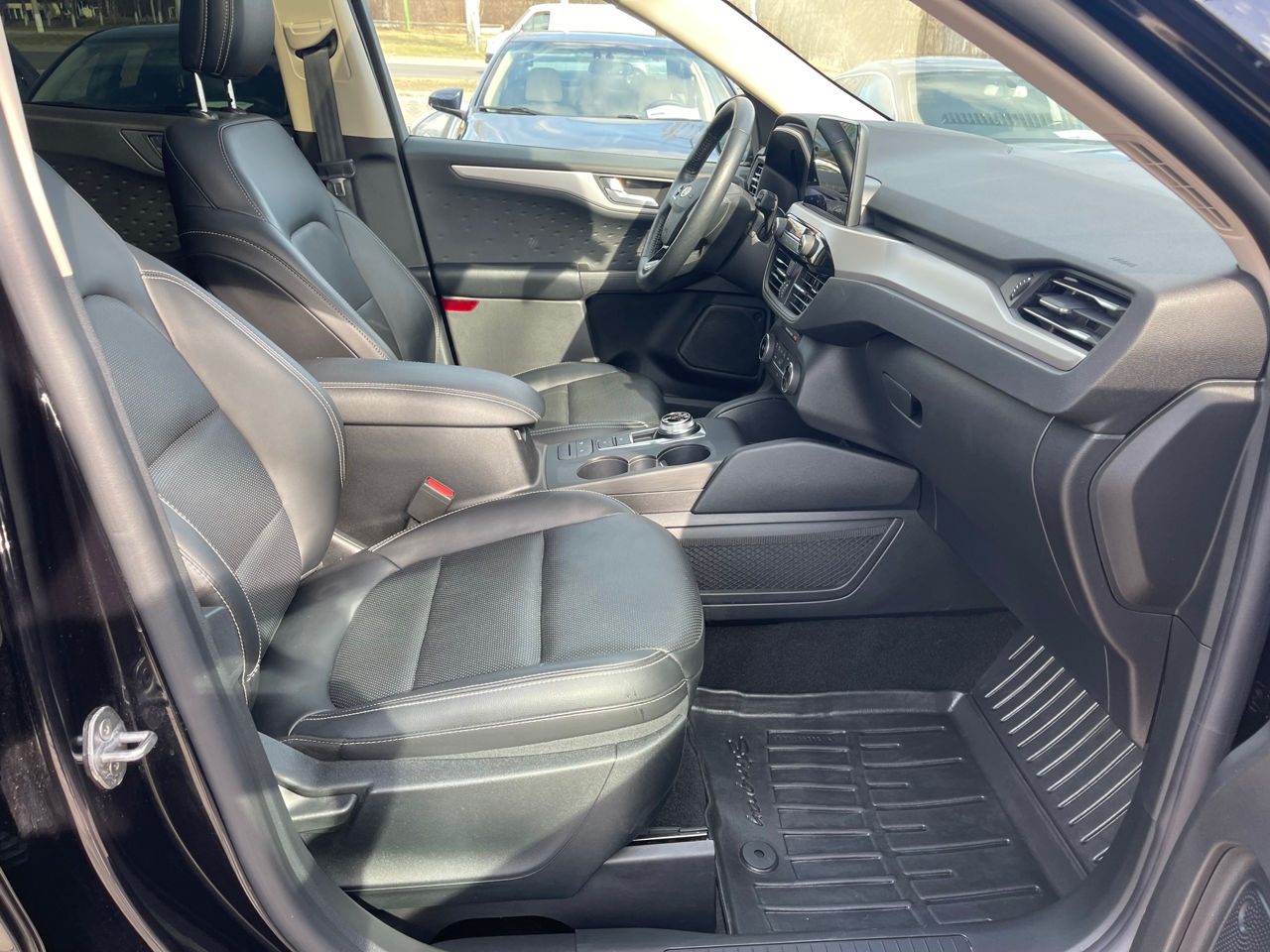 Ford Escape foto 8