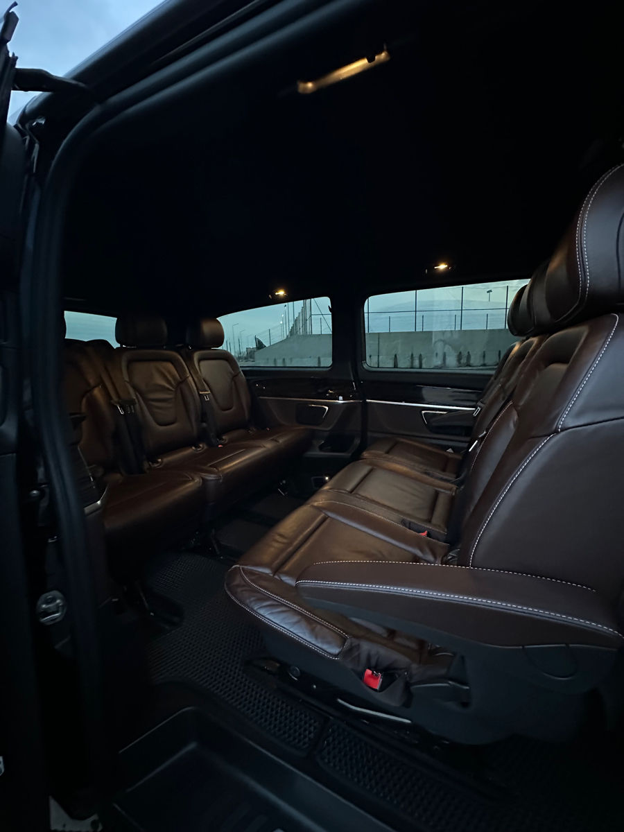 Chirie Mercedess-Benz V- Class foto 4