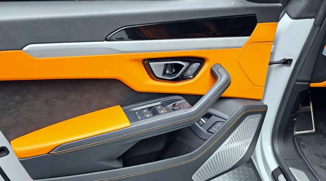 Lamborghini Urus фото 13