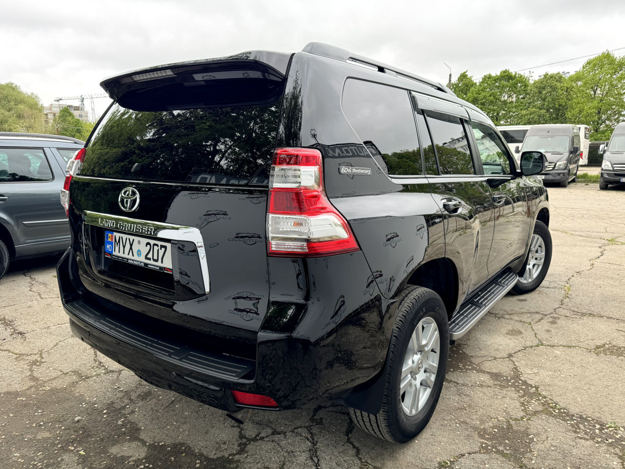 Toyota Land Cruiser Prado foto 3