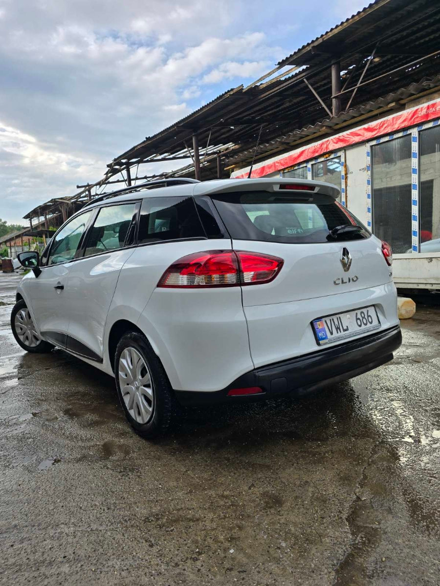 Renault Clio foto 1