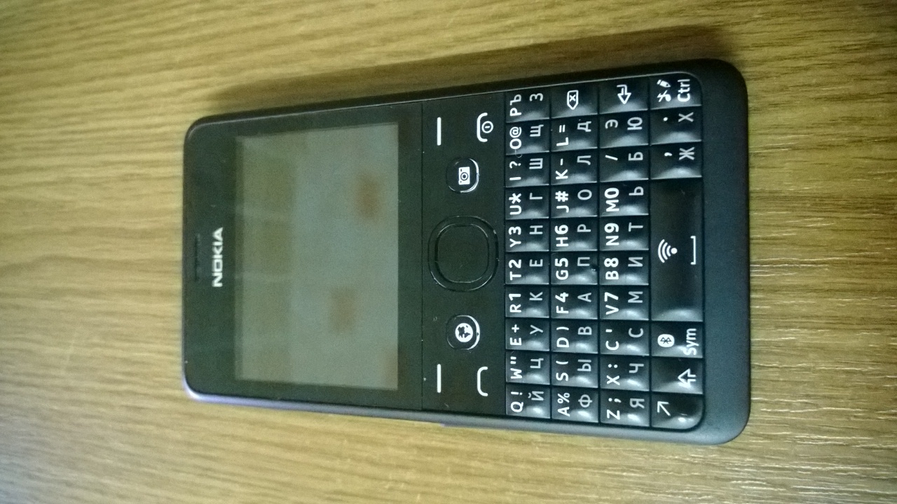 продам nokia asha 210 dual sim 1000 лей